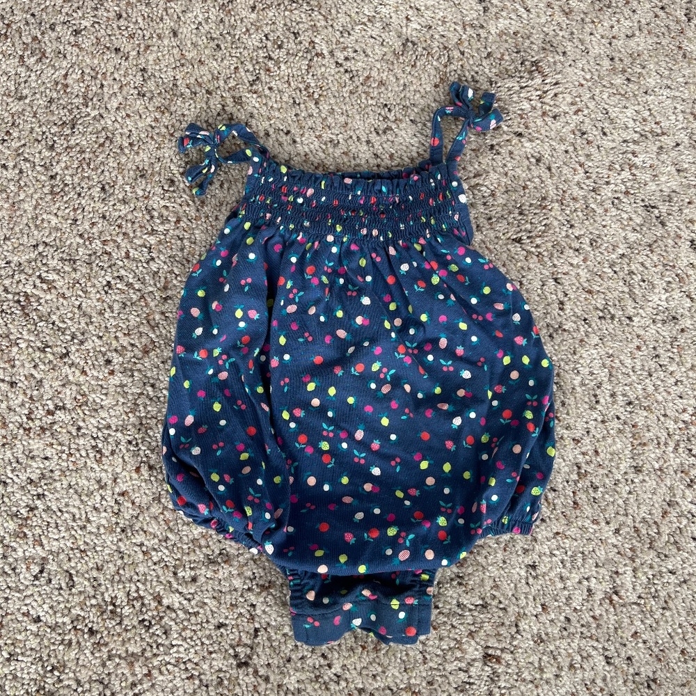 Baby Gap Romper Bubble 6-12 months